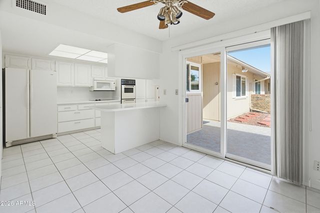 10326 W HIGHWOOD Lane, Sun City, AZ 85373