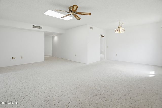 10326 W HIGHWOOD Lane, Sun City, AZ 85373