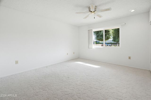 10326 W HIGHWOOD Lane, Sun City, AZ 85373