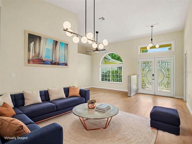 5325 GARDENS DR, Sarasota, FL 34243