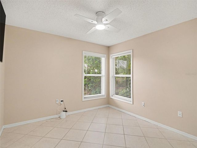 5325 GARDENS DR, Sarasota, FL 34243