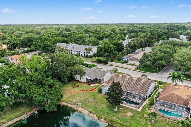 5325 GARDENS DR, Sarasota, FL 34243
