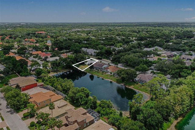 5325 GARDENS DR, Sarasota, FL 34243
