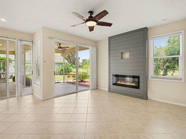 5325 GARDENS DR, Sarasota, FL 34243