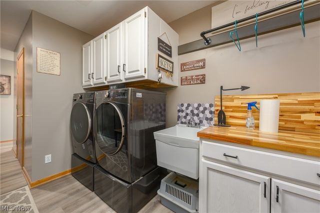 6840 Akron Avenue NW, Canal Fulton, OH 44614