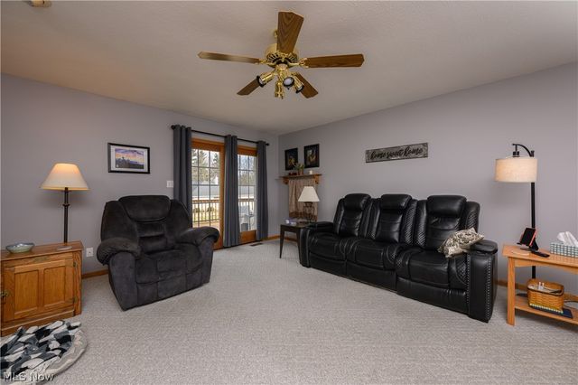 6840 Akron Avenue NW, Canal Fulton, OH 44614