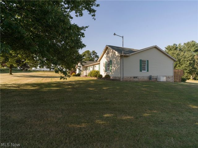 6840 Akron Avenue NW, Canal Fulton, OH 44614