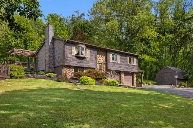 954 S Sunset Beach Rd, Buffalo Twp, PA 15323