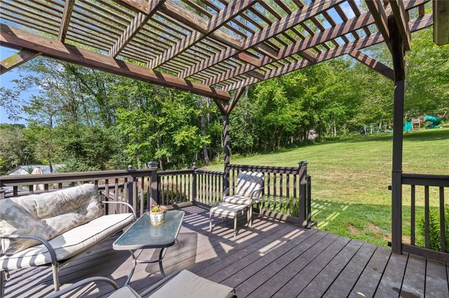 954 S Sunset Beach Rd, Buffalo Twp, PA 15323