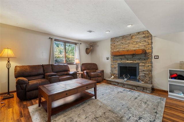 954 S Sunset Beach Rd, Buffalo Twp, PA 15323