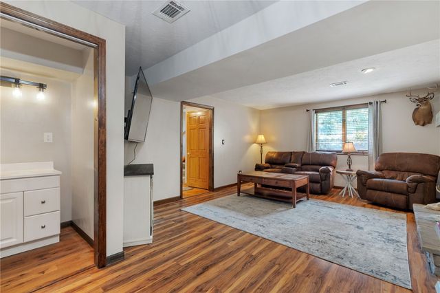 954 S Sunset Beach Rd, Buffalo Twp, PA 15323