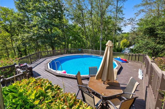 954 S Sunset Beach Rd, Buffalo Twp, PA 15323