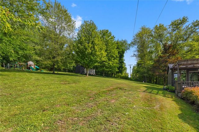 954 S Sunset Beach Rd, Buffalo Twp, PA 15323