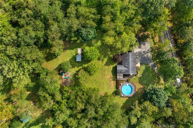 954 S Sunset Beach Rd, Buffalo Twp, PA 15323