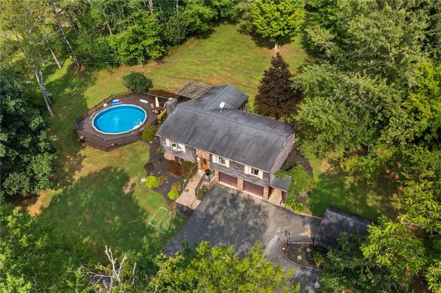 954 S Sunset Beach Rd, Buffalo Twp, PA 15323