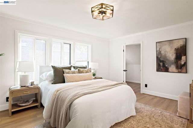 3153 Sheffield Ave, Oakland, CA 94602