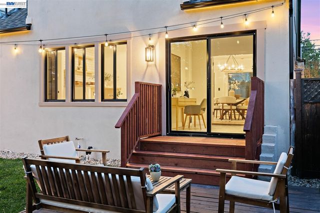 3153 Sheffield Ave, Oakland, CA 94602