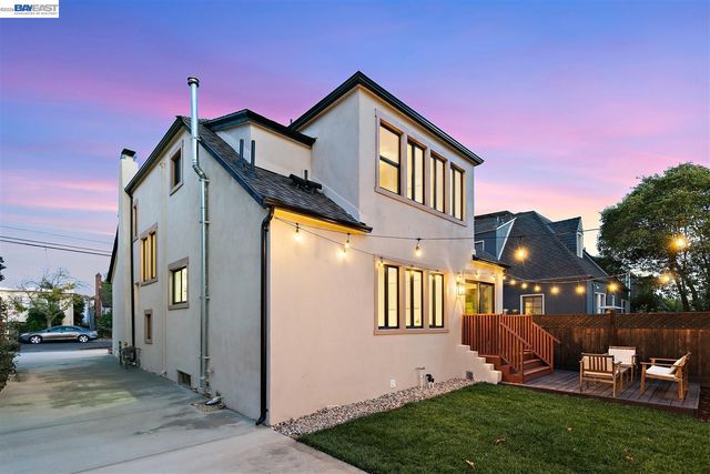 3153 Sheffield Ave, Oakland, CA 94602
