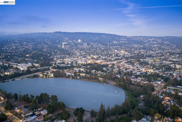 3153 Sheffield Ave, Oakland, CA 94602