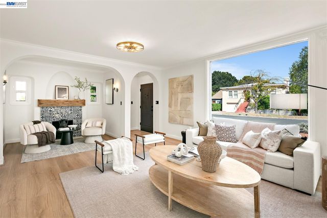 3153 Sheffield Ave, Oakland, CA 94602