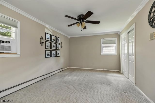 52 Crescent Rd, Wanaque Boro, NJ 07465
