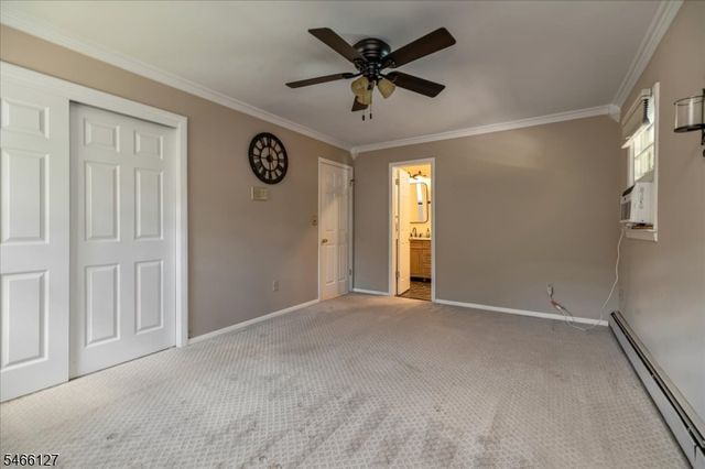 52 Crescent Rd, Wanaque Boro, NJ 07465