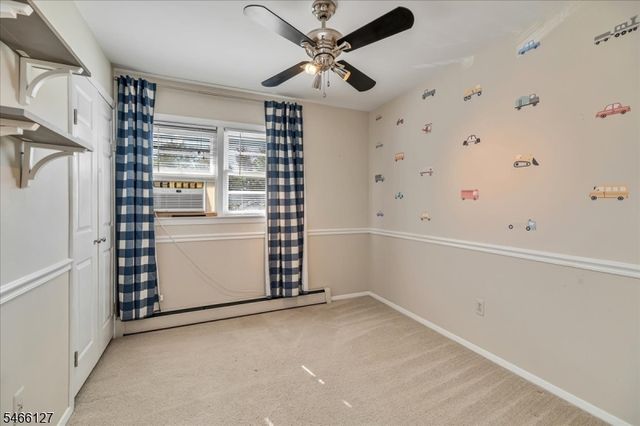 52 Crescent Rd, Wanaque Boro, NJ 07465