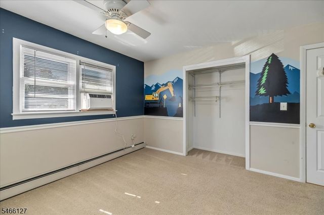52 Crescent Rd, Wanaque Boro, NJ 07465
