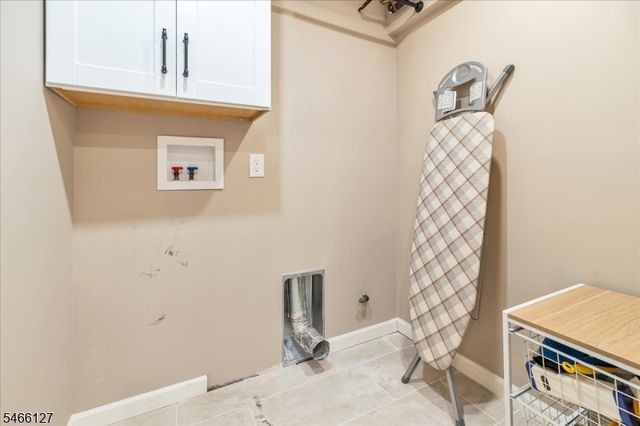 52 Crescent Rd, Wanaque Boro, NJ 07465