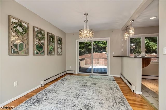 52 Crescent Rd, Wanaque Boro, NJ 07465