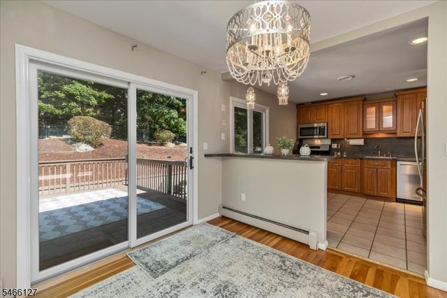 52 Crescent Rd, Wanaque Boro, NJ 07465