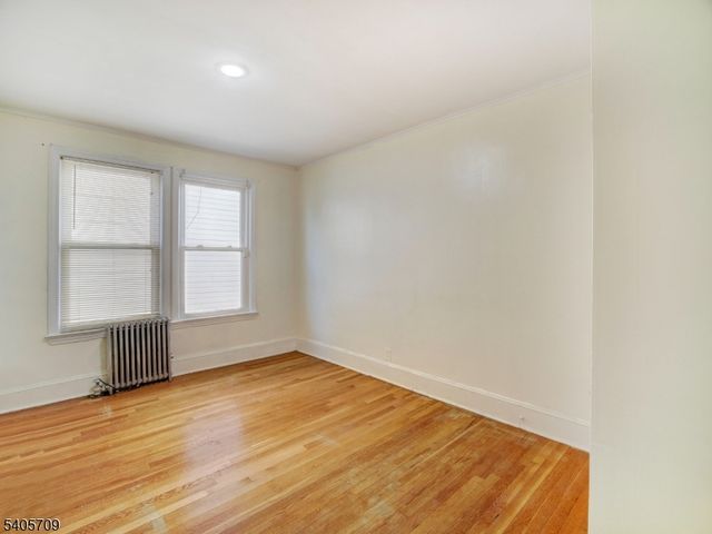 36 Mckay Ave, East Orange City, NJ 07018