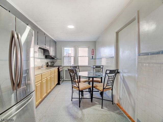 36 Mckay Ave, East Orange City, NJ 07018