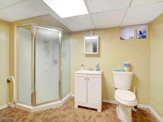 36 Mckay Ave, East Orange City, NJ 07018