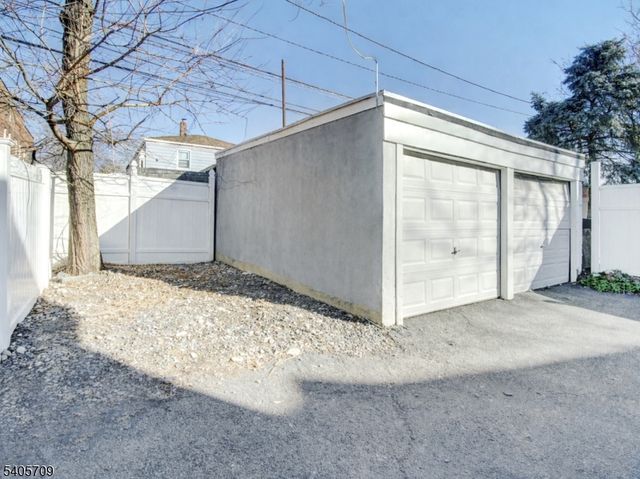 36 Mckay Ave, East Orange City, NJ 07018