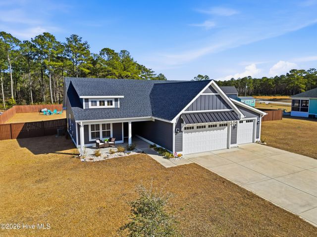 195 Gus Horne Road, Holly Ridge, NC 28445