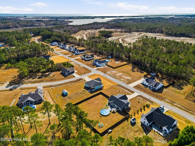 195 Gus Horne Road, Holly Ridge, NC 28445