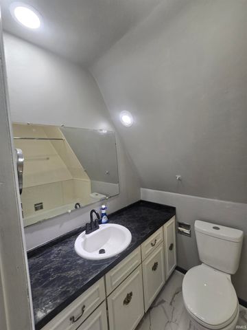 627 Anderson Avenue, Fort Wayne, IN 46805