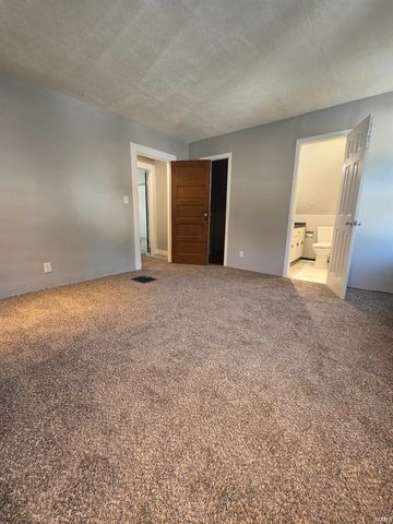 627 Anderson Avenue, Fort Wayne, IN 46805