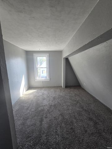 627 Anderson Avenue, Fort Wayne, IN 46805