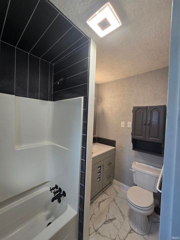 627 Anderson Avenue, Fort Wayne, IN 46805