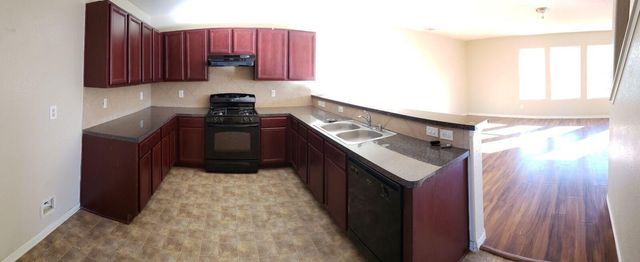 15810 Sheldon Ridge Way, Houston, TX 77044