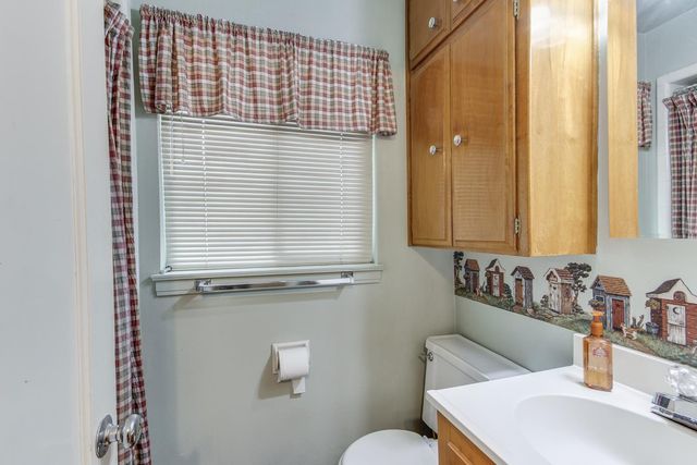 703 W Princeton Avenue, Fresno, CA 93705