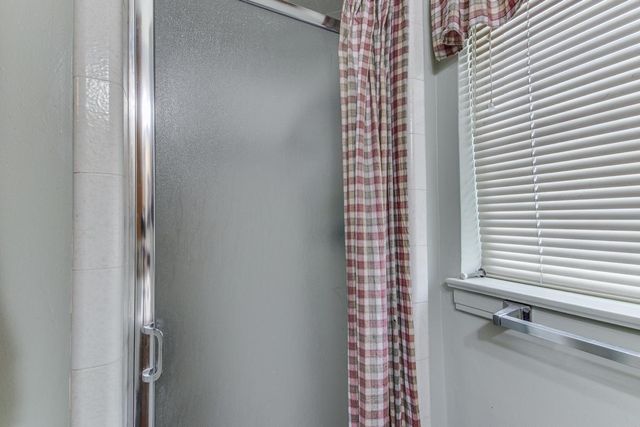 703 W Princeton Avenue, Fresno, CA 93705