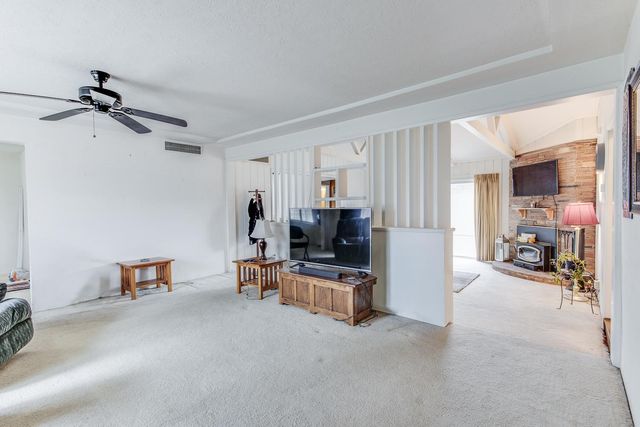 703 W Princeton Avenue, Fresno, CA 93705