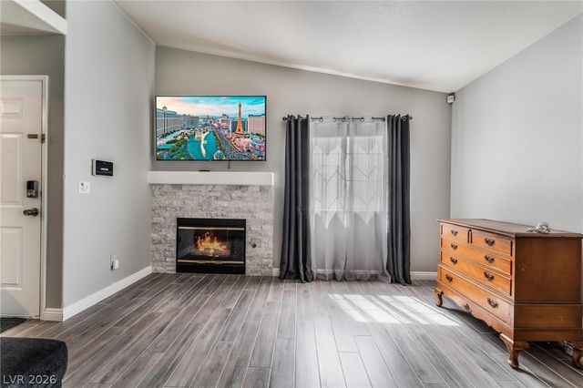 2725 South Nellis Boulevard 2027, Las Vegas, NV 89121