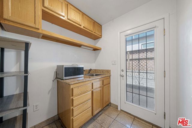 4231 S Centinela Avenue, Los Angeles, CA 90066