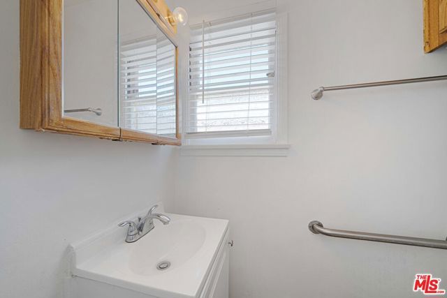 4231 S Centinela Avenue, Los Angeles, CA 90066
