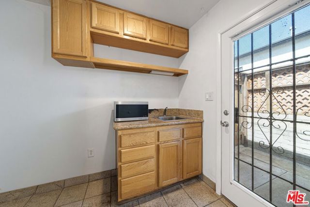 4231 S Centinela Avenue, Los Angeles, CA 90066