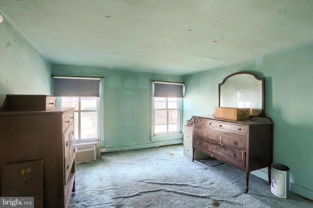 240 E MAIN ST, Middletown, PA 17057